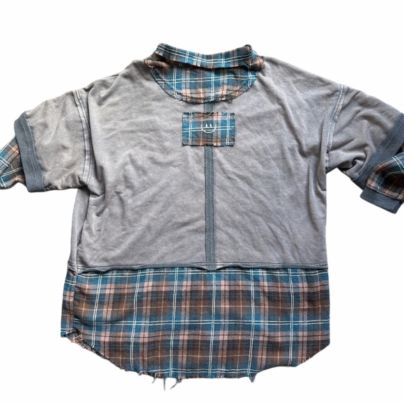 🙂Oli & Hali Layered Plaid Sweatshirt Flannel Oversized Raw Hem Grunge Smile | L - Picture 2 of 9